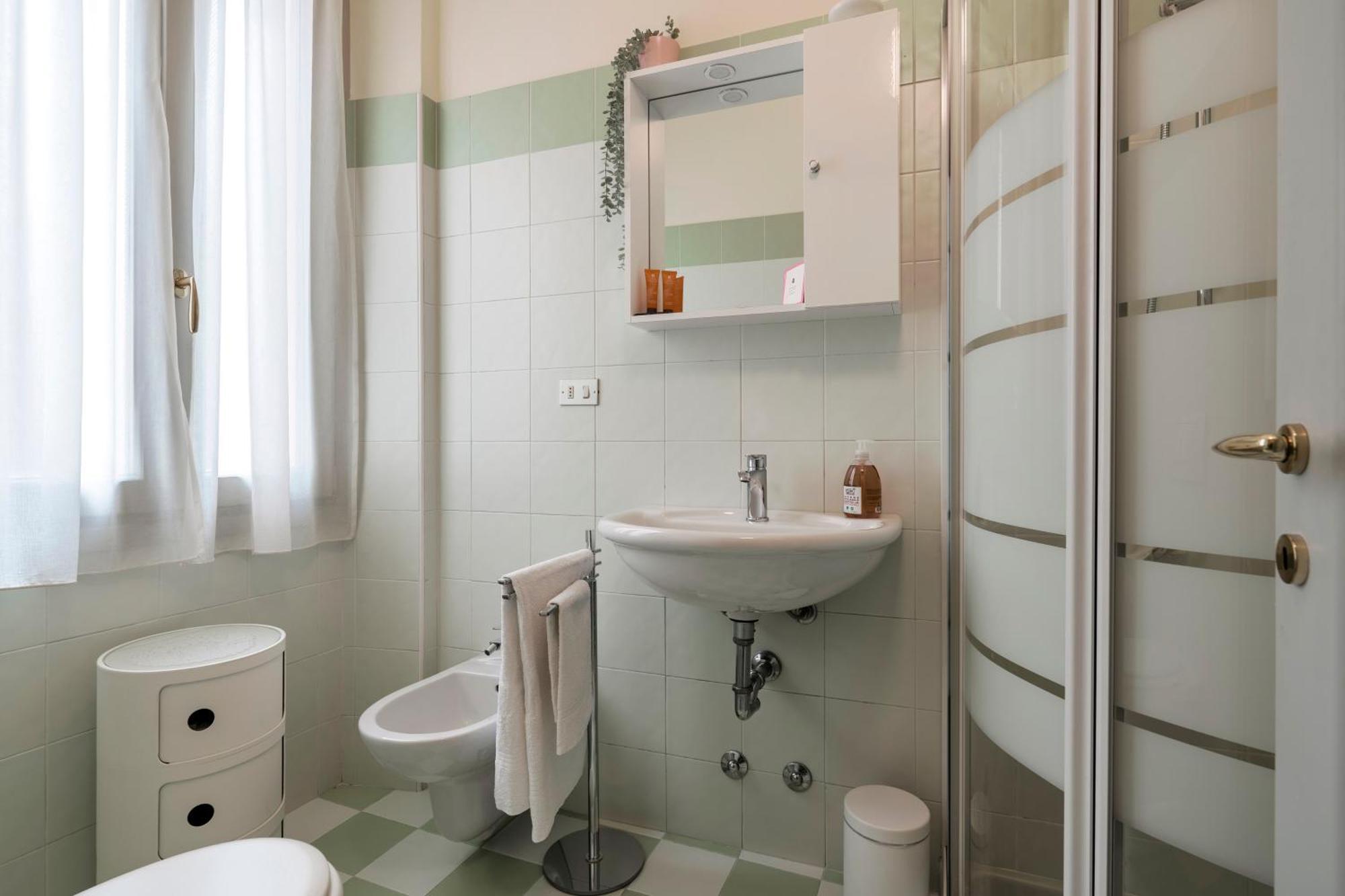 Iseo Portelle Holiday With Private Parking And Bike Storage Ngoại thất bức ảnh